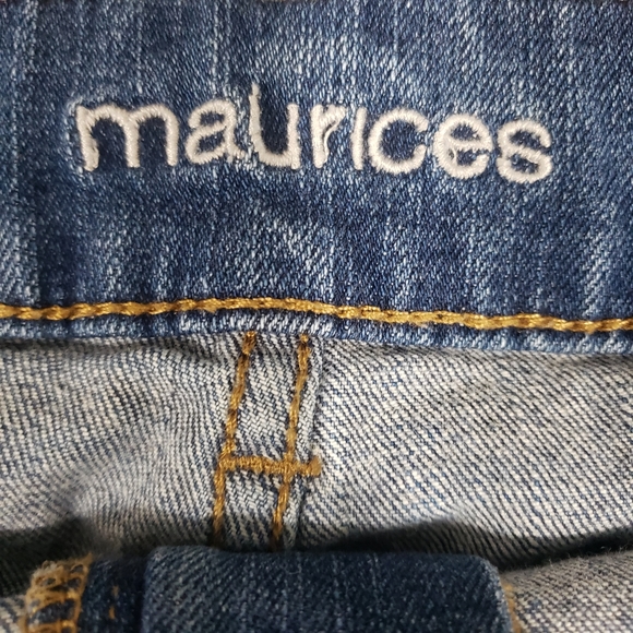 Maurices Dark Wash Raw Hem Distressed Shorts, Size 8 - Picture 8 of 9